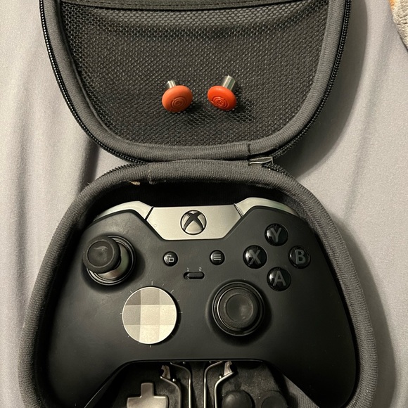 XBox One - Picture 8 of 9